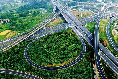 重庆高速，建设现代企业制度管理的高速路